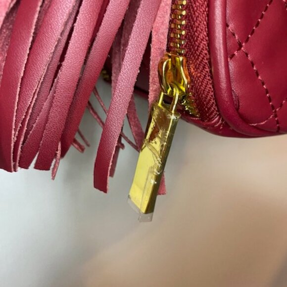 Joy & Iman Red quilted leather Crossbody purse - Picture 5 of 16